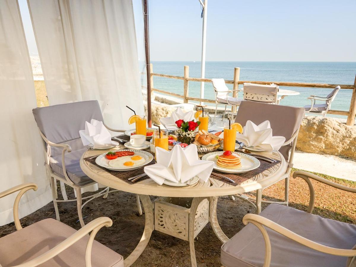 Al Kout Beach Hotel Kuwait City Eksteriør billede