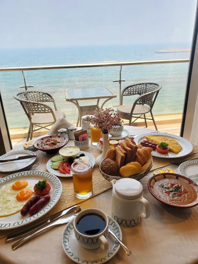 Al Kout Beach Hotel Kuwait City Eksteriør billede