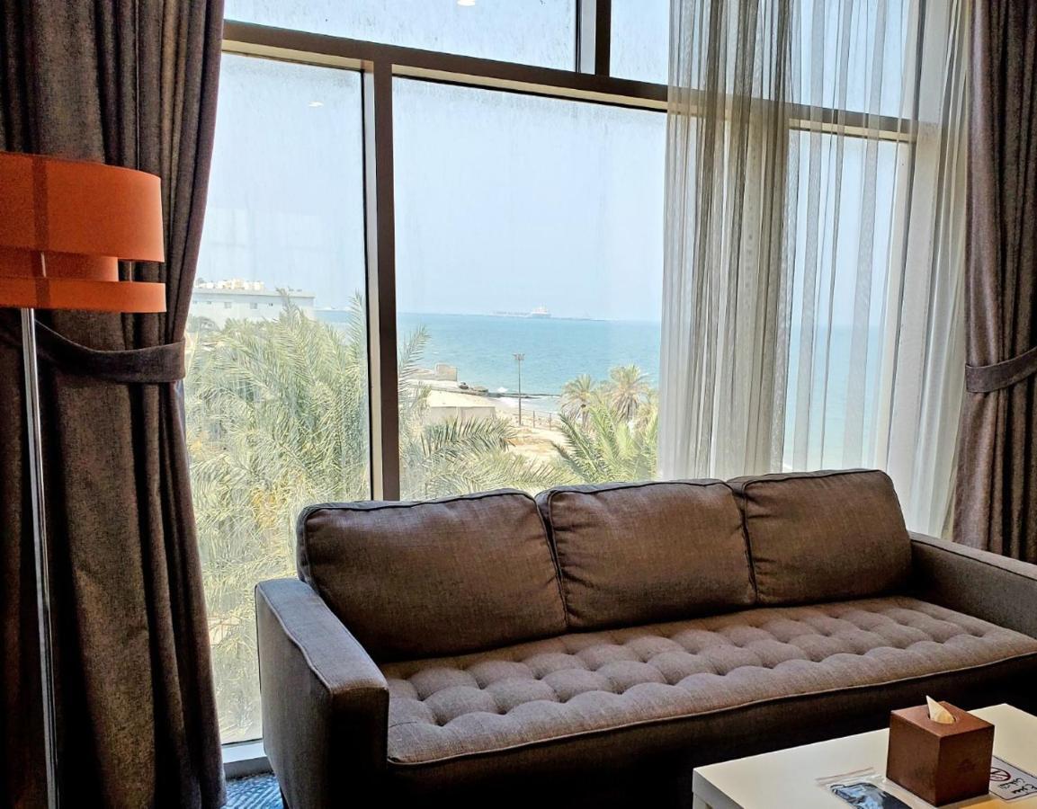 Al Kout Beach Hotel Kuwait City Eksteriør billede