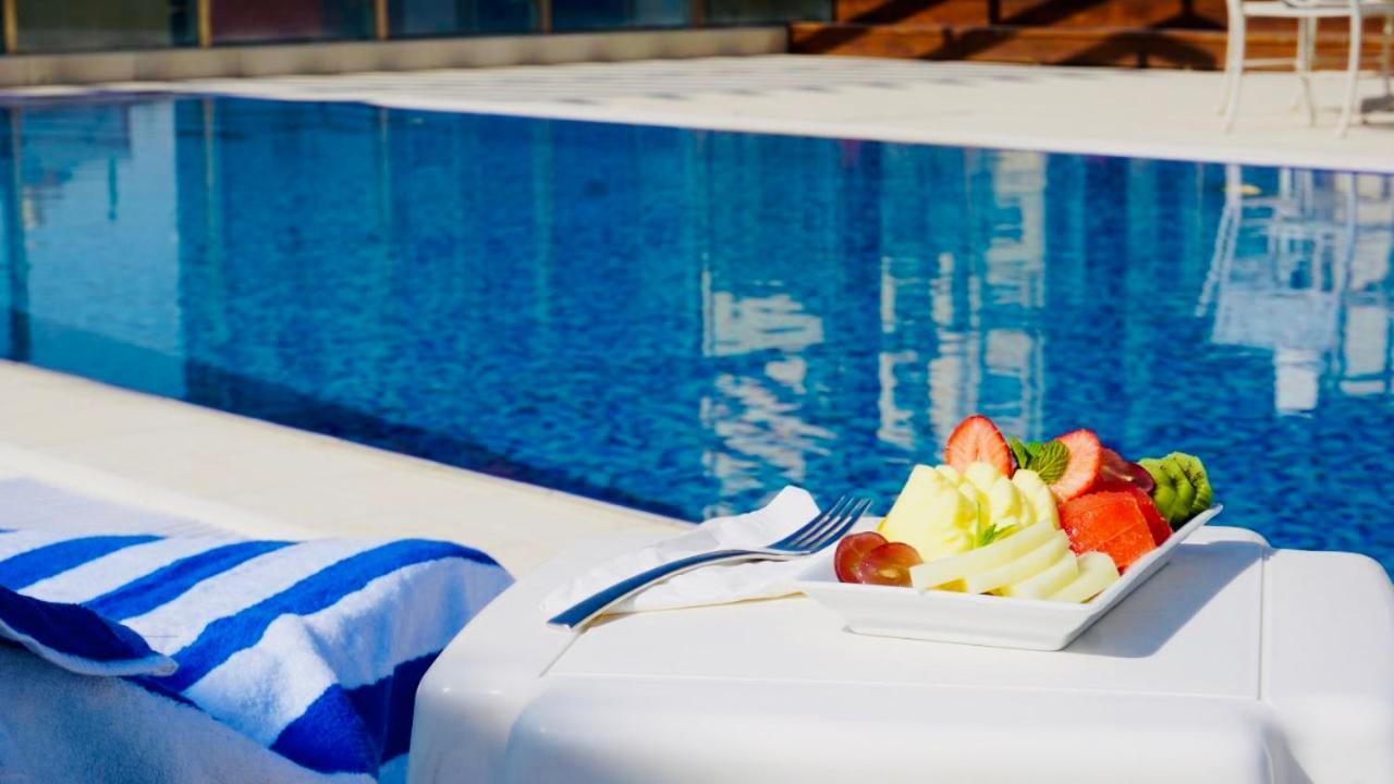 Al Kout Beach Hotel Kuwait City Eksteriør billede